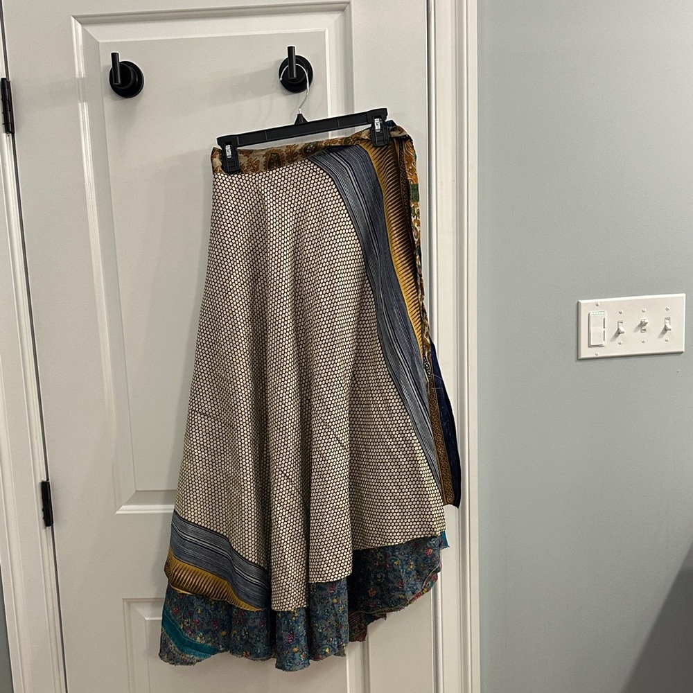 Wevez Reversible Multi-Color Women's Silk Wrap Skirt